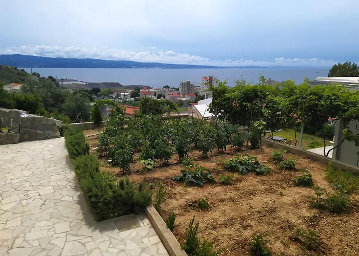 Lovely 3-Bedroom Apartment With Breathtaking View